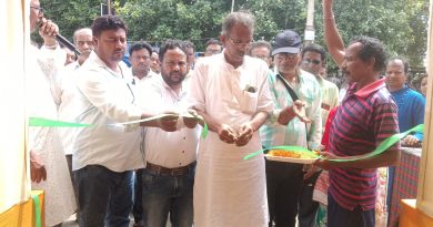 শ্রমিক সংগঠনের পুজোর উদ্বোধনে ব্লক সভাপতি